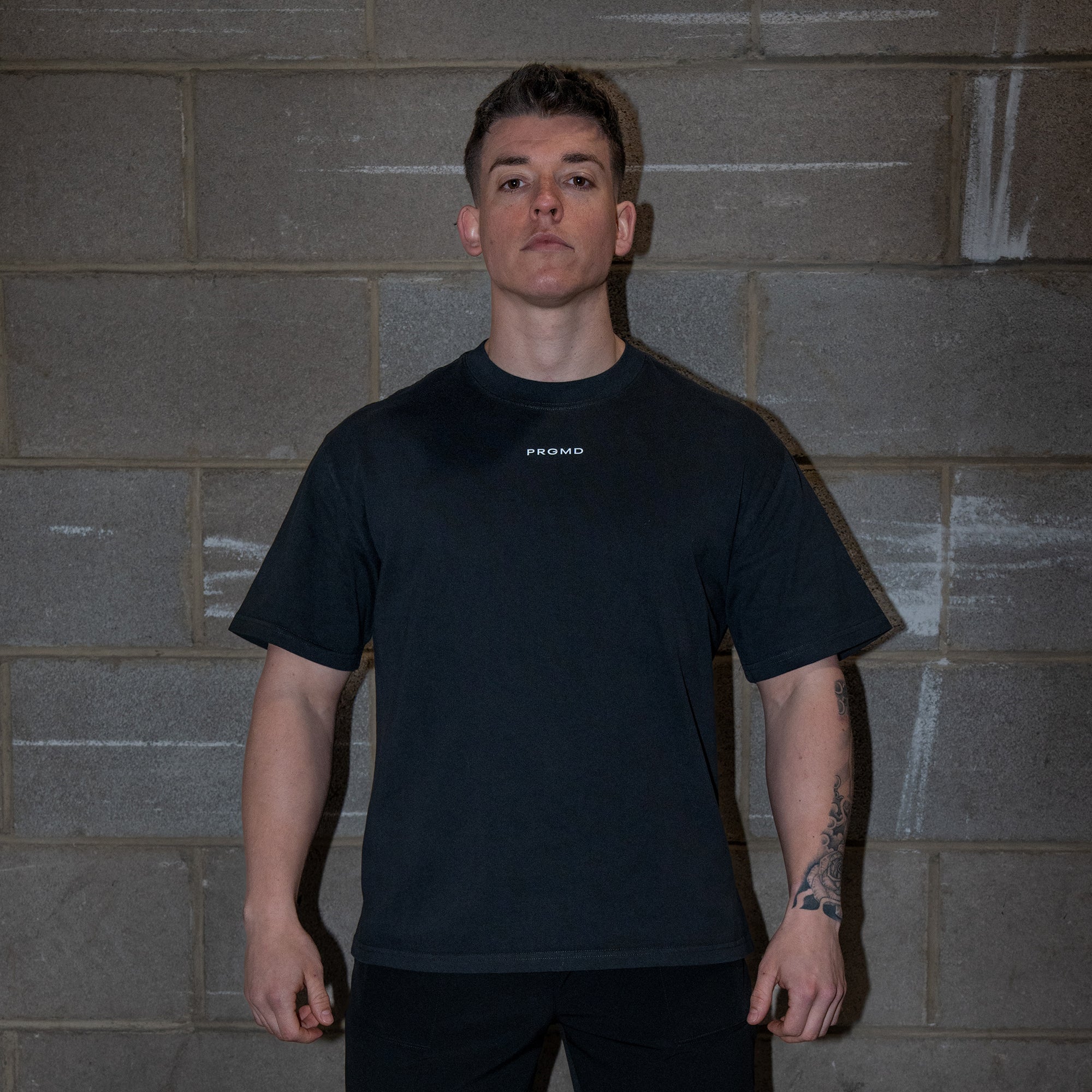 CORE T-SHIRT