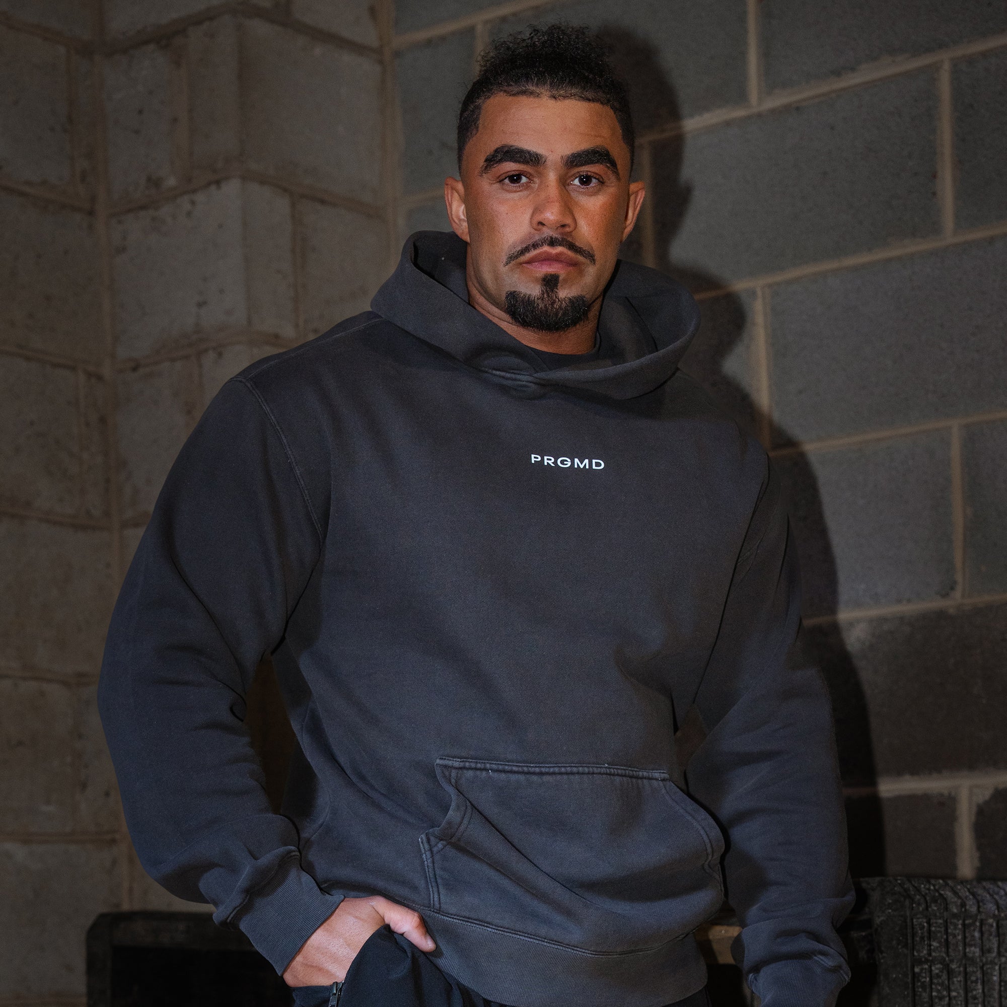 CORE HOODIE